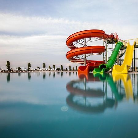 Hotel Intergaj Bijeljina Exteriör bild